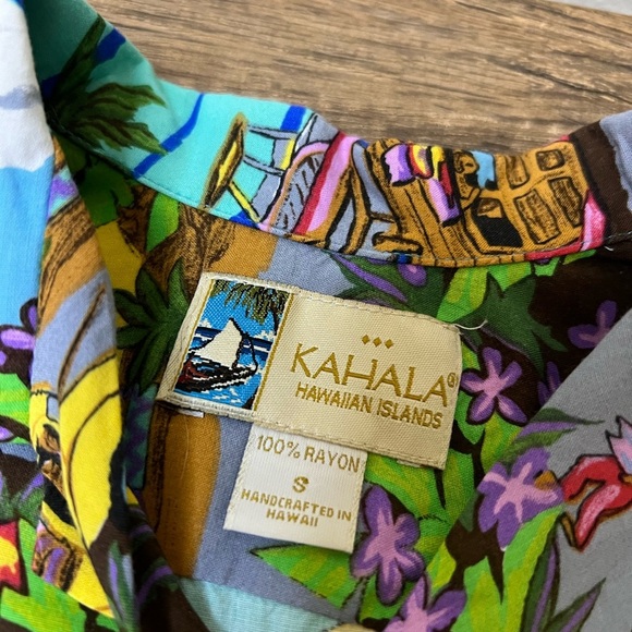 Vintage Kahala Hawaiian Shirt – Handcrafted in Hawaii – Size S – Rayon - Picture 2 of 2